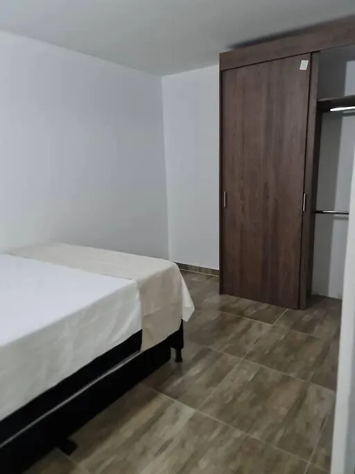 Apartment Rg33 Apartasuites 3 Hab 4B Medellin