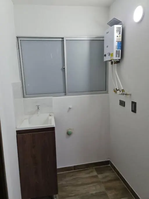 Rg33 Apartasuites 3 Hab 4B Medellín Colombia