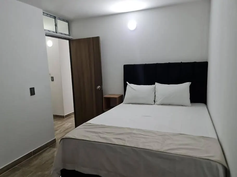 Rg33 Apartasuites 3 Hab 4B Medellín Appartamento